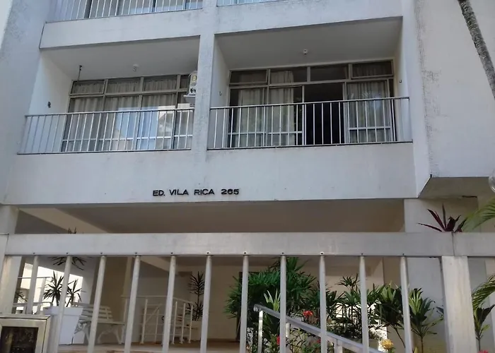 A 250M Da Praia Da Enseada