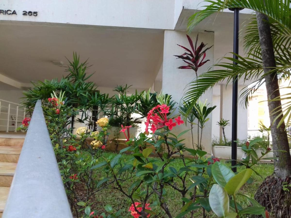 A 250m Da Da Enseada Apartment Guaruja